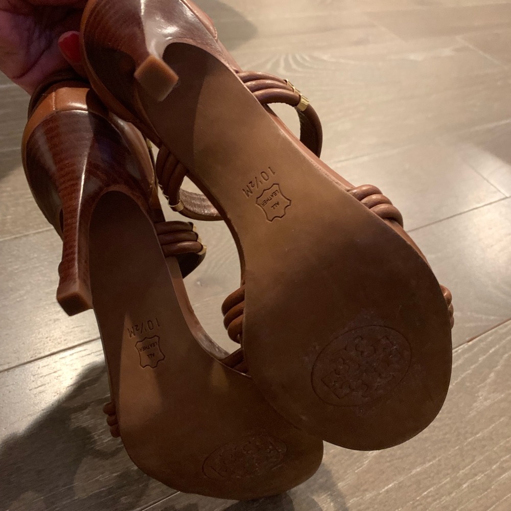 Sandals - Picture 3 of 3
